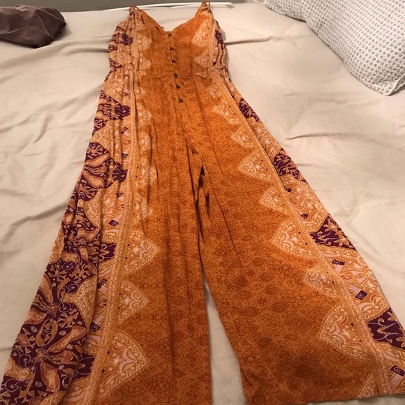 Burnt Golden Jumpsuit - Picture 5 of 7